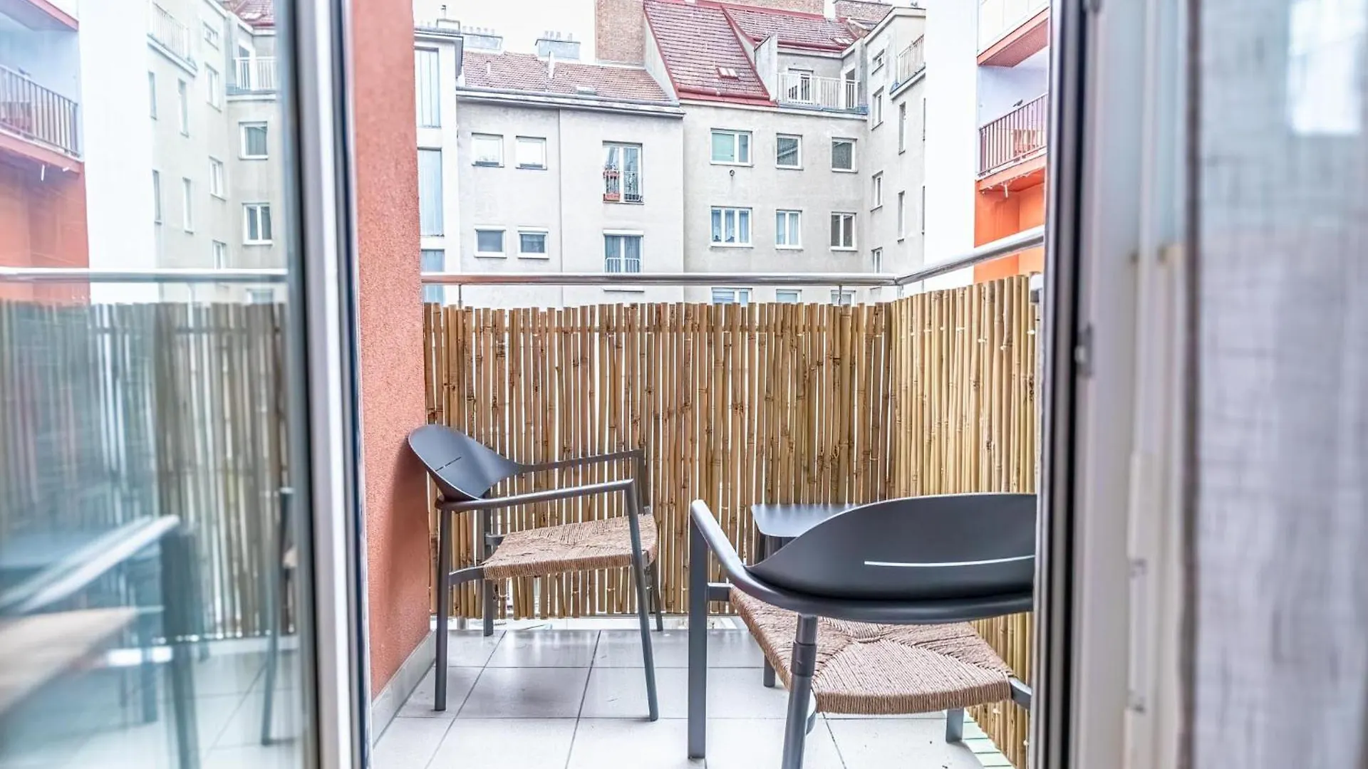 Apartment Modern 1Br & 1Lr Apt With Balcony 9-Min To City Center Vienna